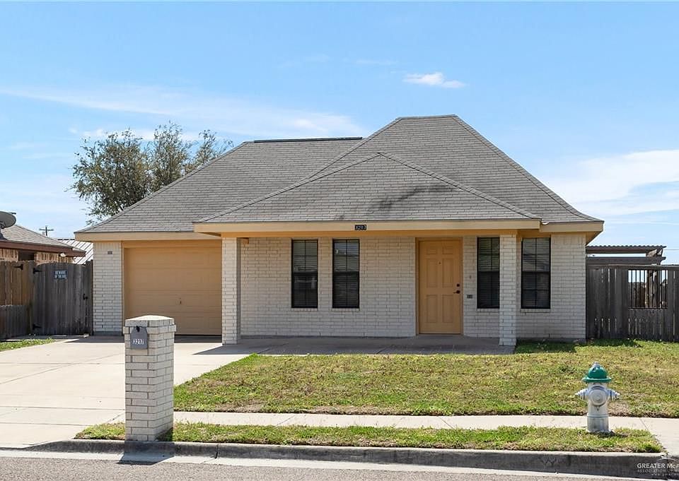 1st image of 3217 Fuerte Ave