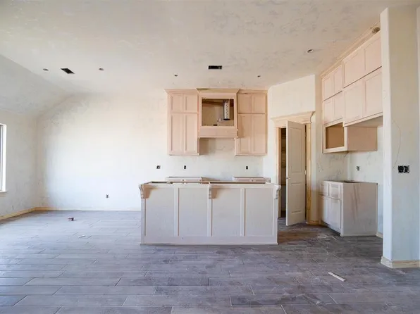1821 Taines Turn, Norman, OK 73072