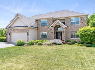 1 Heather Ct, Bolingbrook, IL 60490