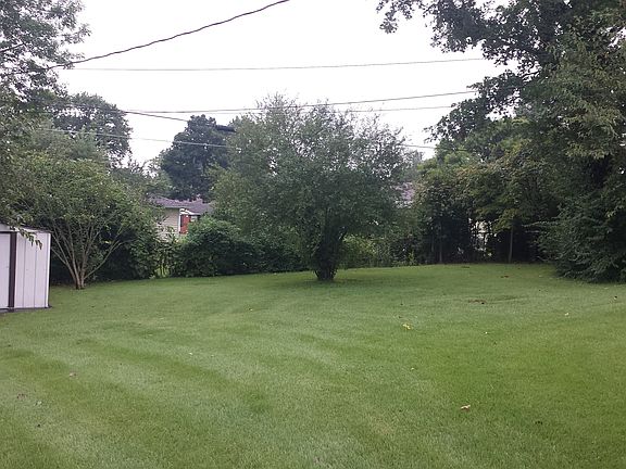 4th image of 2431 Lynnwood Dr