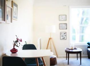 2360 SE Clinton St #4, Portland, OR 97202