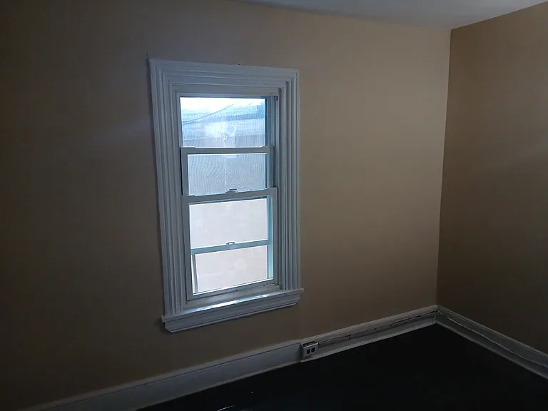 1117 Pleasant St — Photo 13