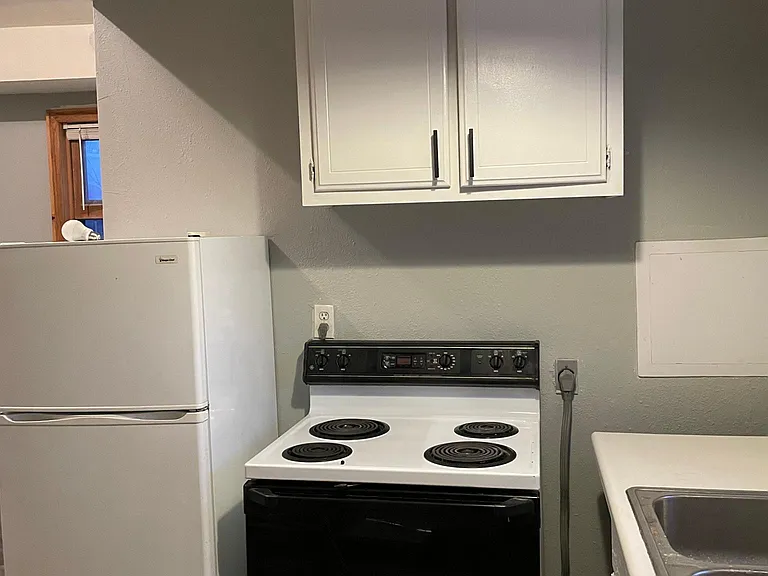 414 E 2nd St #414 — Photo 9