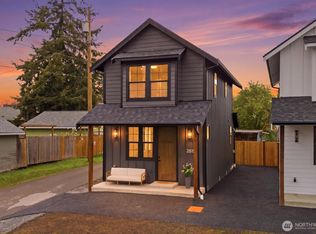 Pine Street Home, A Condominium, Everett, WA 98201