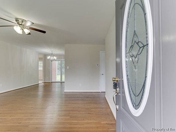 3rd image of 147 Pamela Dr
