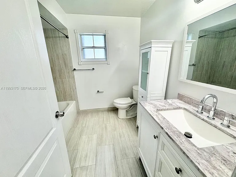 12695 SW 144th Ter — Photo 27