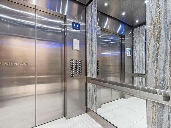 3rd image of 435 Bayshore Dr Unit 501