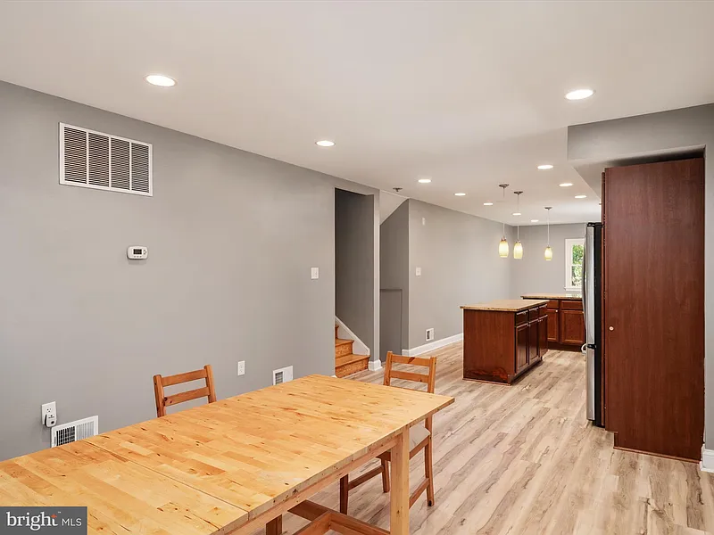 Thumbnail 13