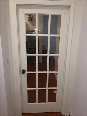 Rented by Domus Realty | media 8