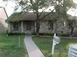 2117 Lane Dr, Kerrville, TX 78028