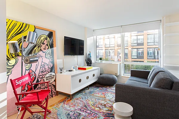 Rented by Douglas Elliman | media 22
