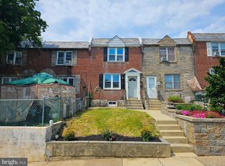 211 Golf Rd, Darby, PA 19023