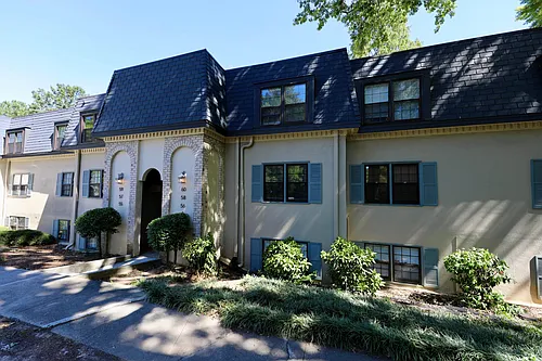 58 Chaumont Sq NW Photo 1