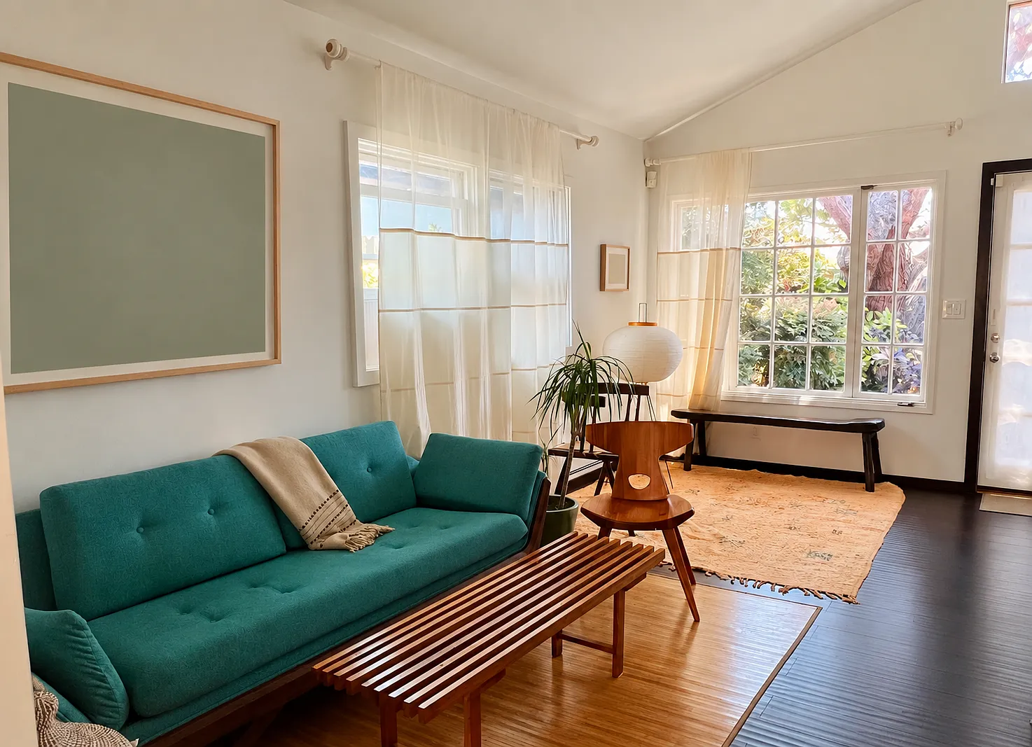 1 bed, 1055 sqft, $5,500 — Photo 3
