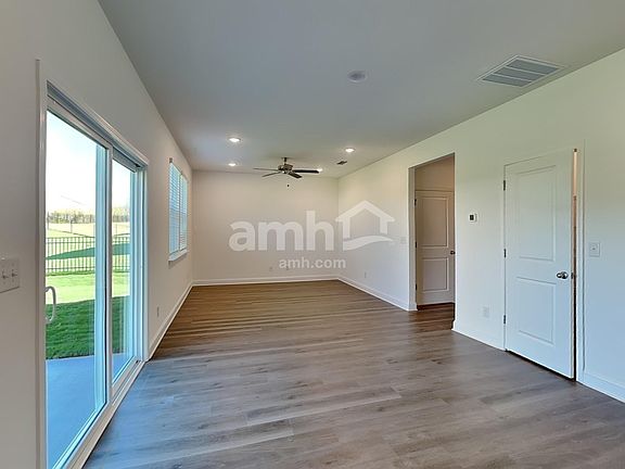 5th image of 1144 Livengood Way