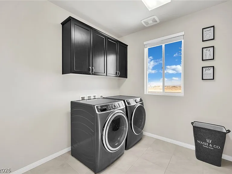 9770 Hawk Crest St — Photo 24