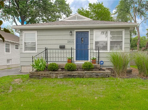 2100 W 74th St, Prairie Village, KS 66208