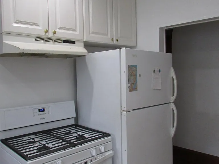 102 Putnam St #2 — Photo 2