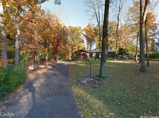 19 Mayer Dr, Suffern, NY 10901