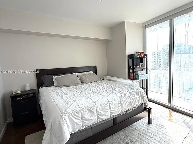 475 Brickell Ave — Photo 9