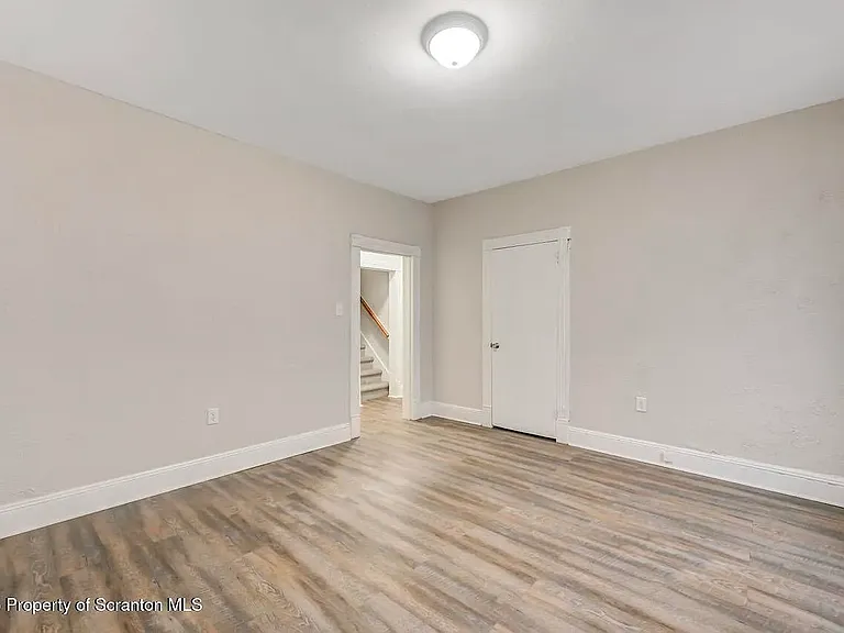 514 Harrison Ave #2 — Photo 5