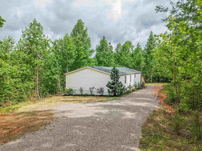 890 Burks Rd, Savannah, TN, 38372