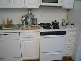 Rented by Picture Realty Inc.