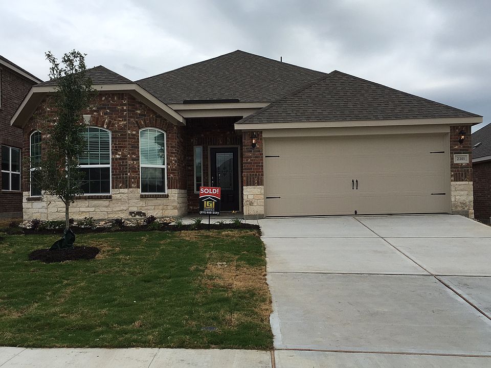 1st image of 2301 Mulberry Dr