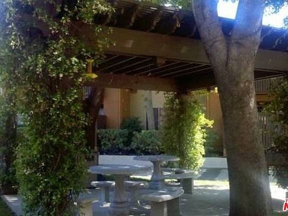4th image of 18350 Hatteras St APT 160