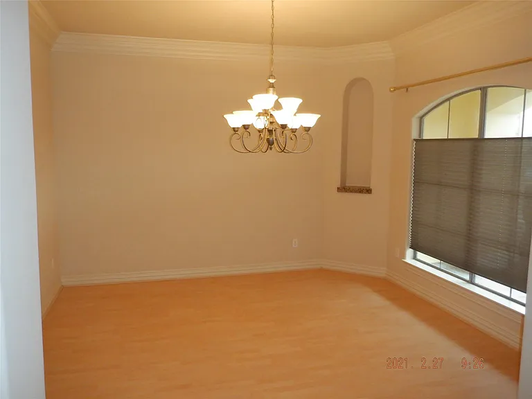 1903 Spring Cedar Ln — Photo 5
