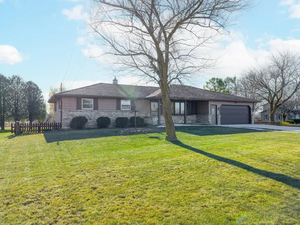 425 W Menasha Ave, Whitelaw, WI 54247