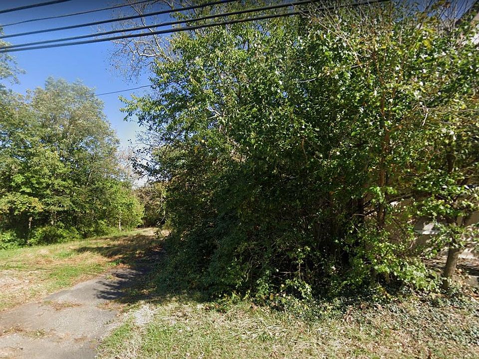 2nd image of 1701 W Main St