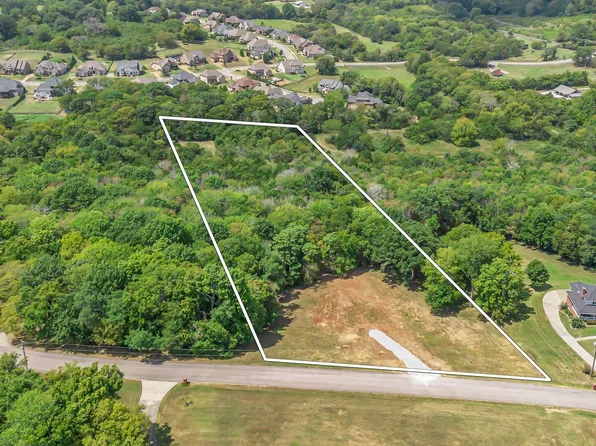 2015 Artesian Dr, Nolensville, TN 37135