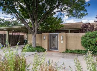 207 E Coronado Rd, Santa Fe, NM 87505