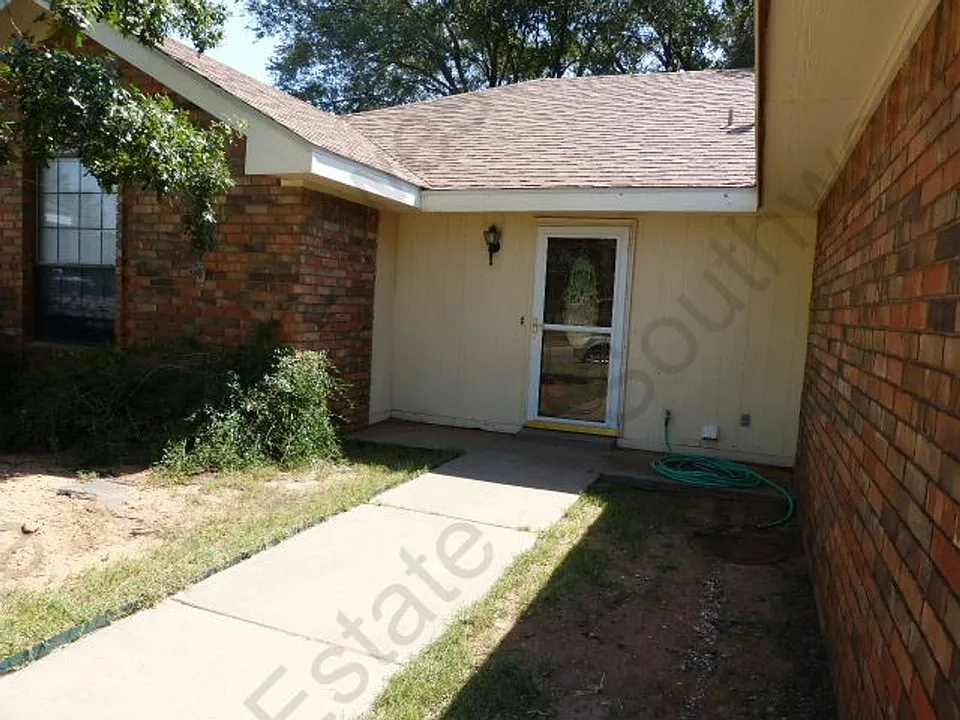 521 Merrill Dr