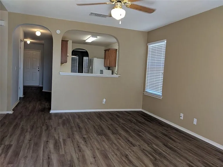 216 Avalanche Ave — Photo 8