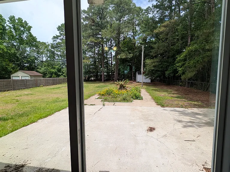 Tiffany Ln — Photo 9