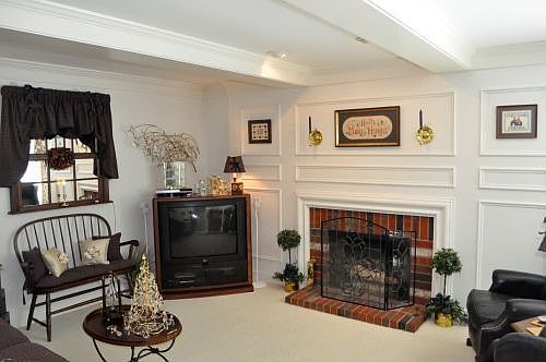 Hearth room with gas logs