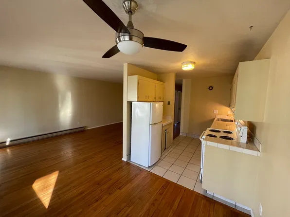 Milwaukie Ave Apartments, 5340 SE Milwaukie Ave APT 8, Portland, OR 97202