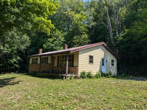 114 Robbins St, Gallitzin, PA 16641