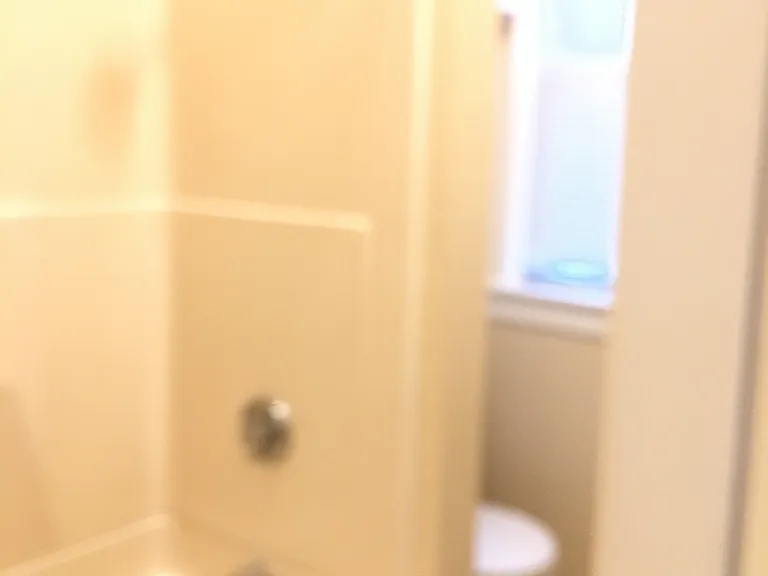 104 Knight St #3R — Photo 8