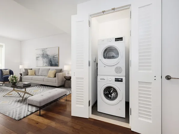 1065 Second Avenue image 3 of 13