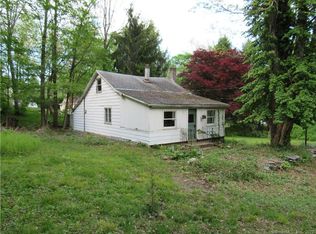 330 Birch Trl, Coventry, CT 06238