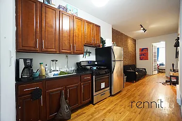Rented by Rennit Inc.