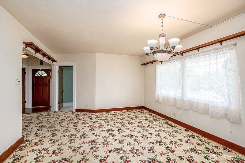 4th image of 6330 S I Street