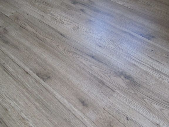 new wood laminate in LR & Bedroom