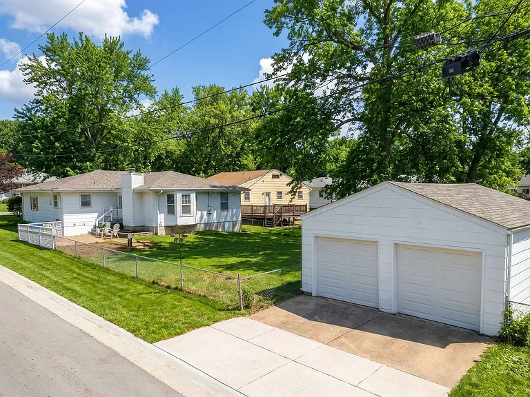 310 Aubuchon St — Photo 36