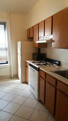 Rented by Tri Boro Terrace Realty | media 12