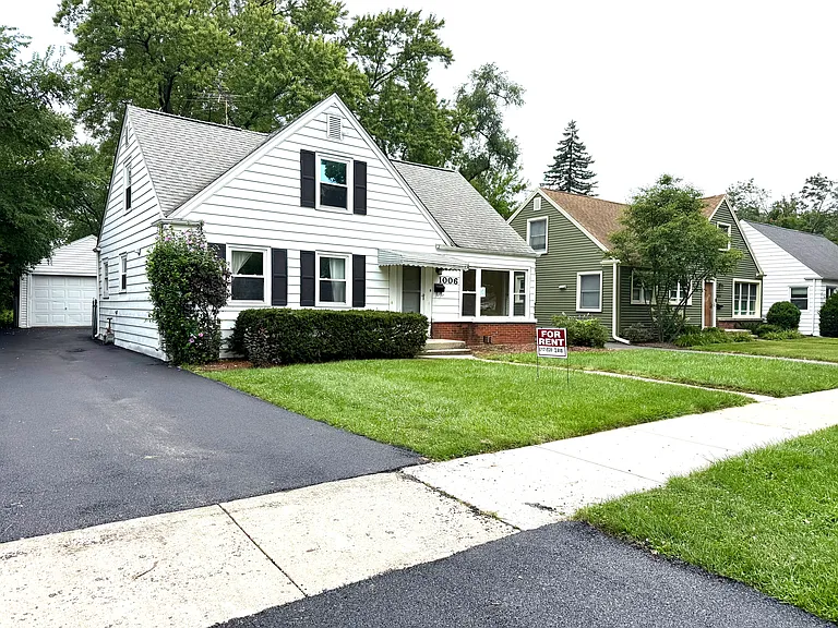 1006 N Dryden Ave — Photo 3