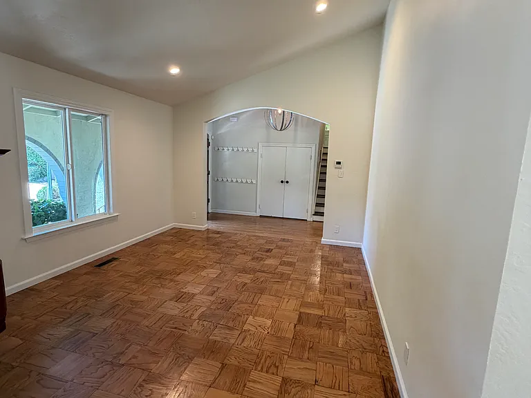 3623 Mahogany Ct — Photo 5
